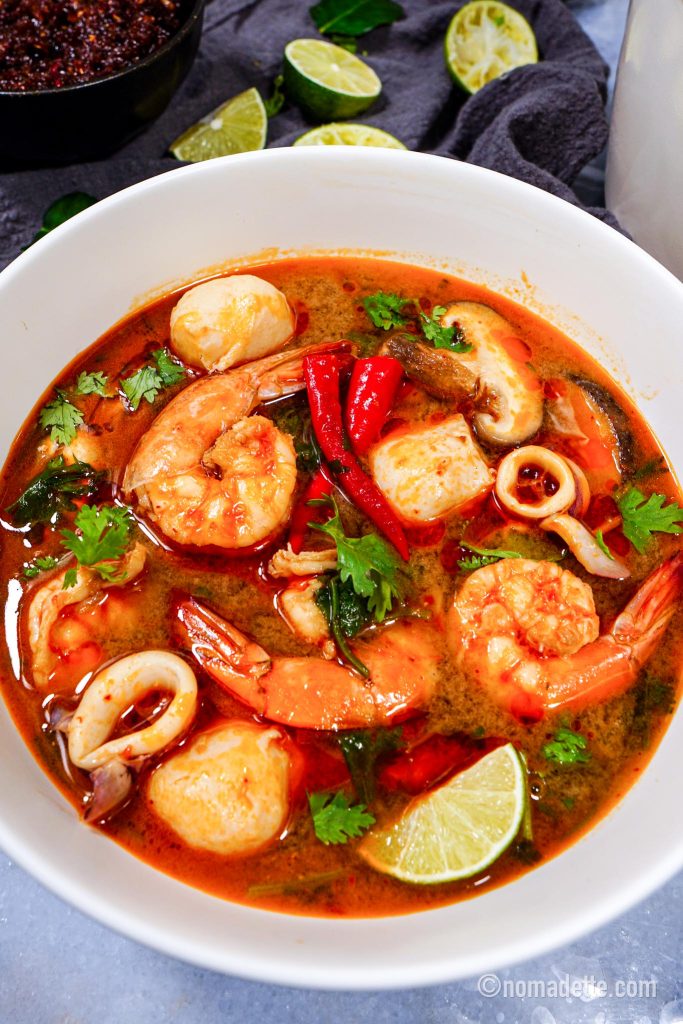 Authentic Spicy Tom Yum Goong Seafood Recipe: A Taste of Thailand