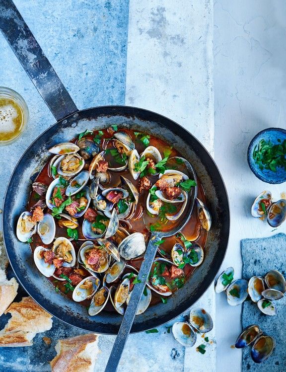 Dive into Deliciousness: Low-Calorie Clams Recipes for Guilt-Free Eating