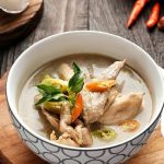 Garang Asem Seafood Kuah Bening: A Culinary Journey into Indonesian Flavors