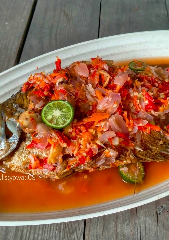 Mastering Pecak Ikan Gurame: A Betawi Culinary Journey