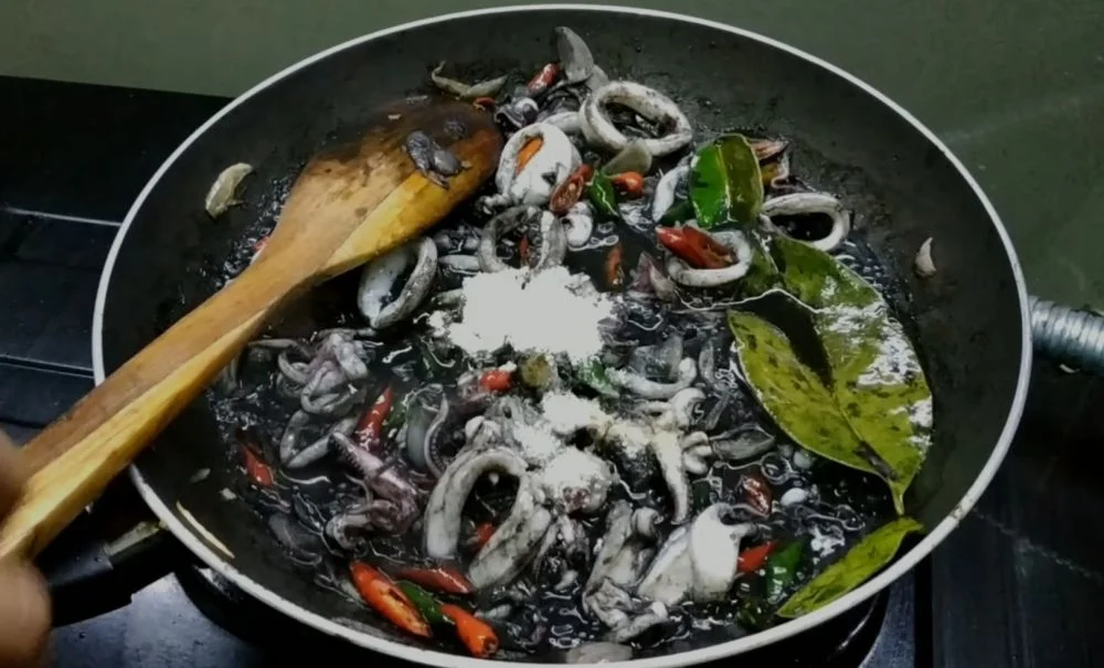 Mastering Spicy Black Squid: A Deep Dive into ‘Cumi Hitam Pedas Bumbu Medok’