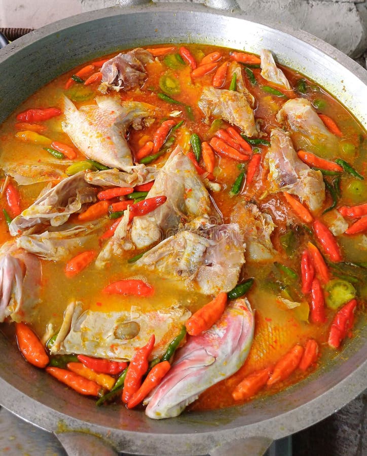 Mastering the Art of Spicy & Savory Red Snapper Head Tengkleng: An Authentic Indonesian Culinary Journey