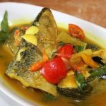 Pallumara Ikan Kembung: Unveiling Makassar’s Authentic Seafood Treasure