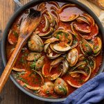 Seafood Feasts: The Best Clams Recipes for Memorable Family Meals