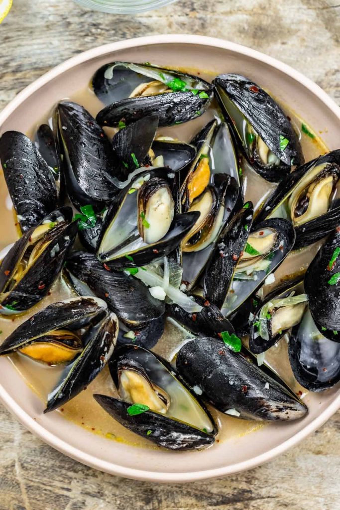 Shell Out Deliciousness: The Best Mussels Recipes for Unforgettable Family Meals