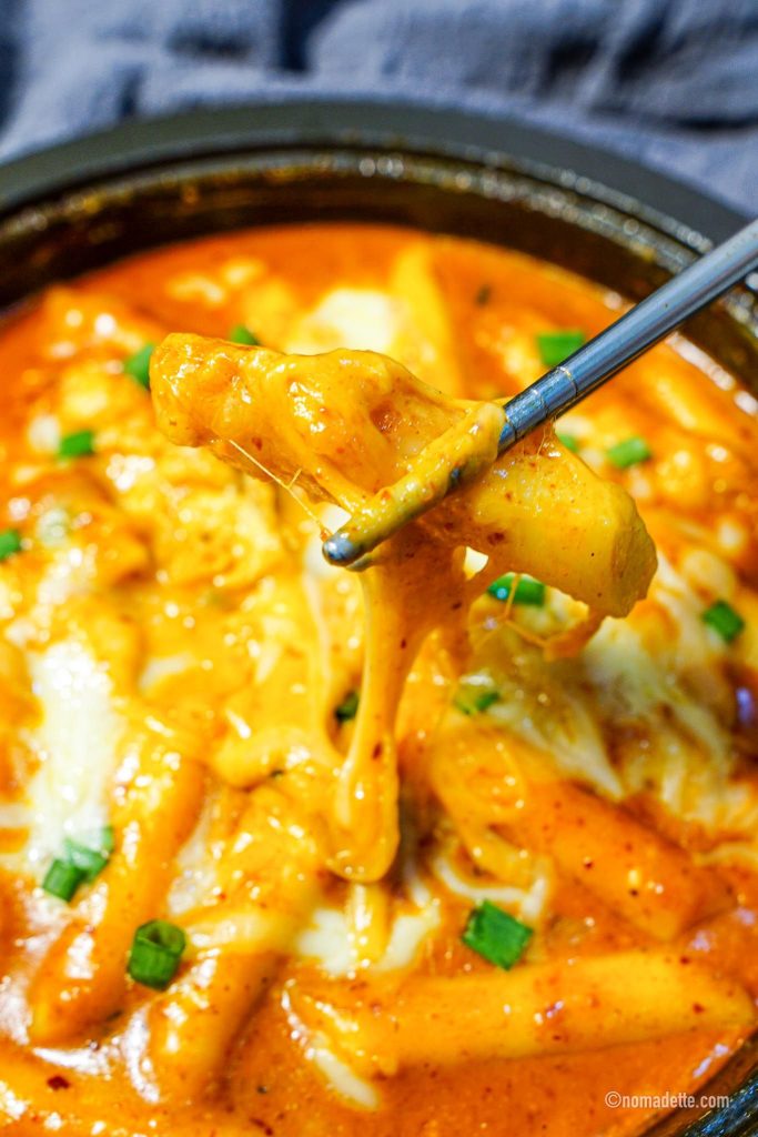 Spicy and Sweet Seafood Tteokbokki: A Complete Guide to Making This Korean Delight